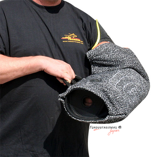 Intermediate bite sleeve for dog training